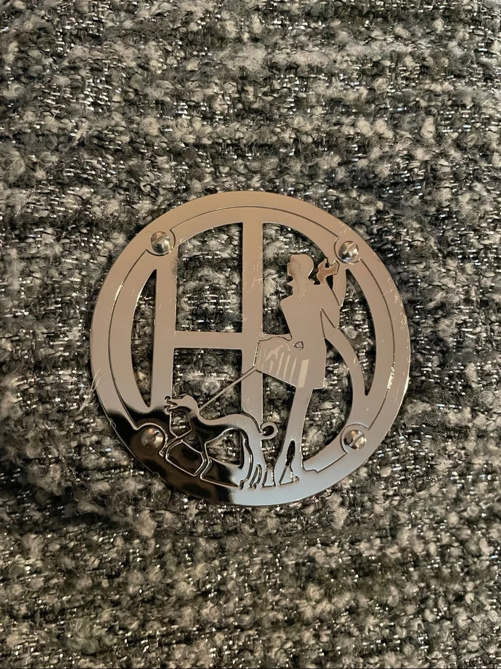 henri bendel excellent used